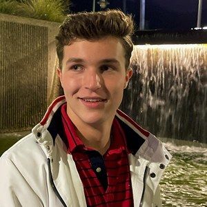 Meet your Posher, Rustin